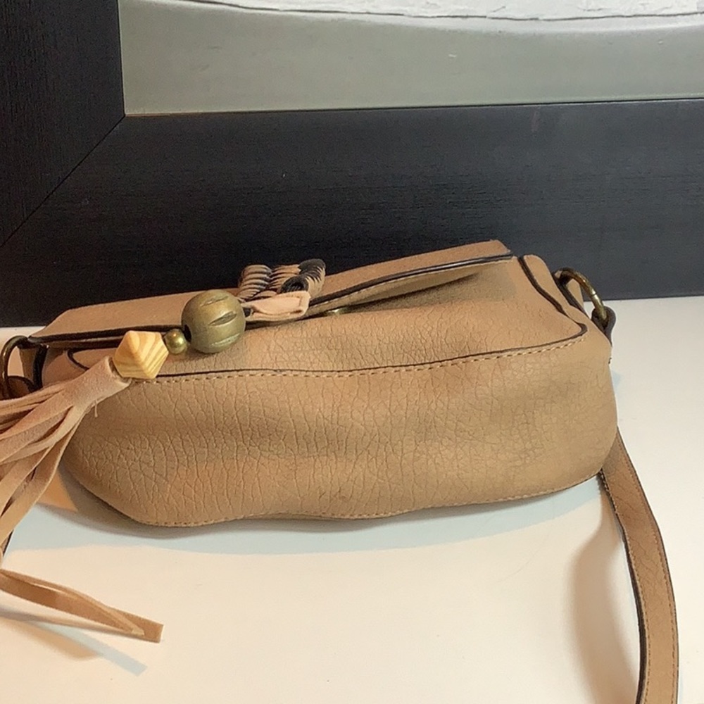T-Shirt & Jeans Vegan Tan Braided Tassel Adjustable Strap Crossbody Bag - Picture 6 of 10